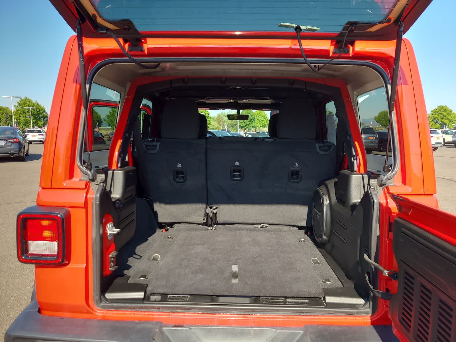 Thumbnail: 2023 Jeep Wrangler - 27