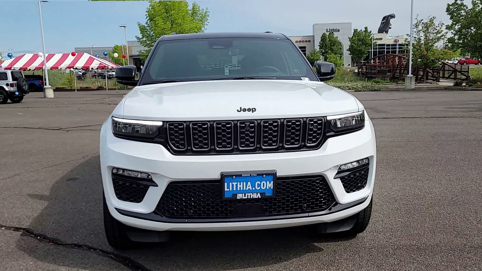 2025 Jeep Grand Cherokee Summit Reserve photo 3