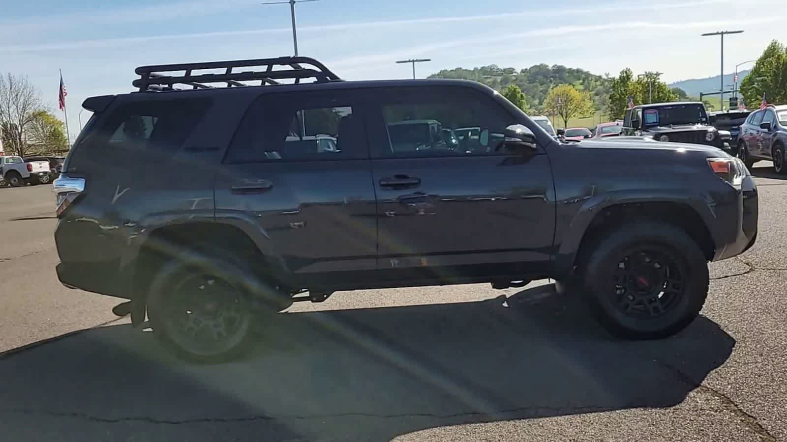 Thumbnail: 2024 Toyota 4Runner - 9