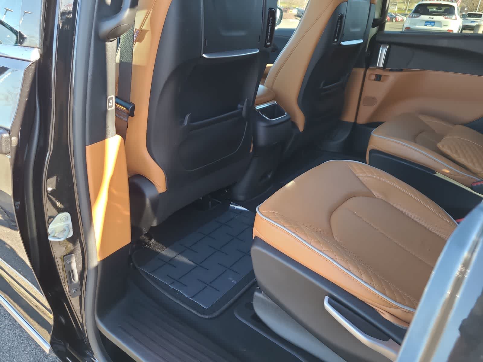 Thumbnail: 2023 Chrysler Pacifica - 20