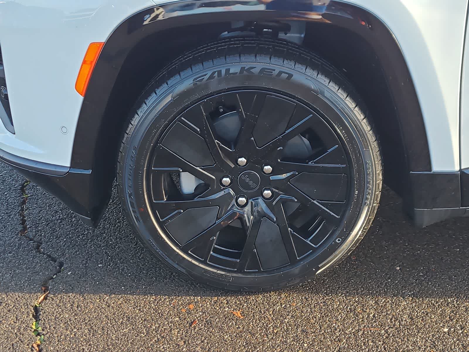 Thumbnail: 2025 Jeep Wagoneer S - 16