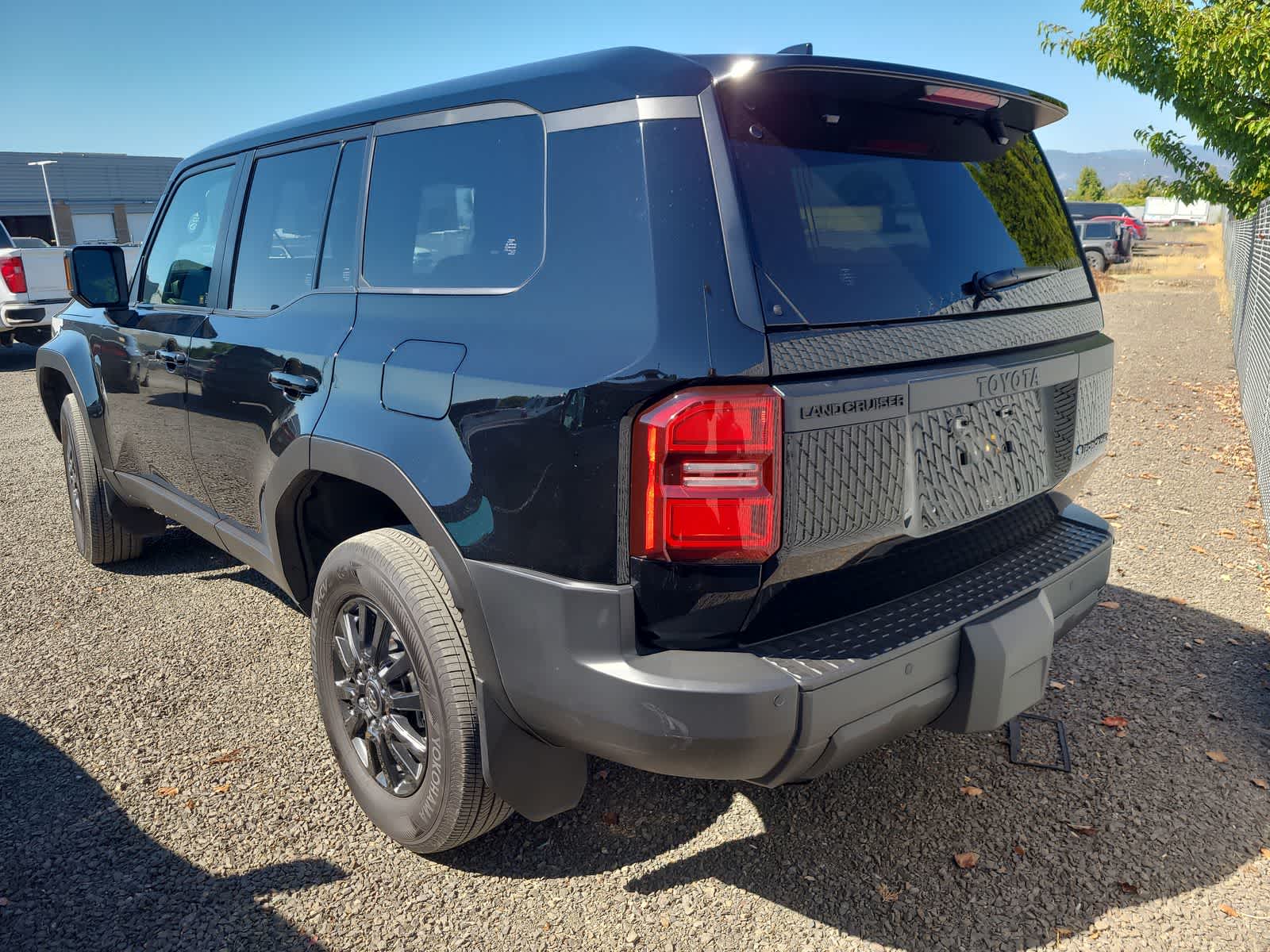 Thumbnail: 2025 Toyota Land Cruiser - 3