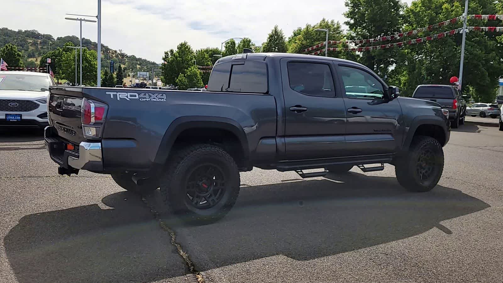 2022 Toyota Tacoma TRD Off-Road 8
