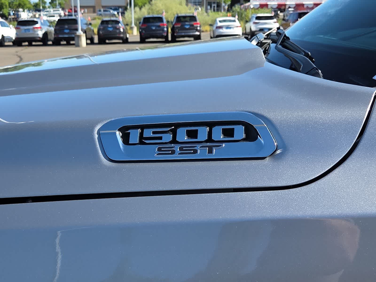 Thumbnail: 2025 RAM 1500 - 14