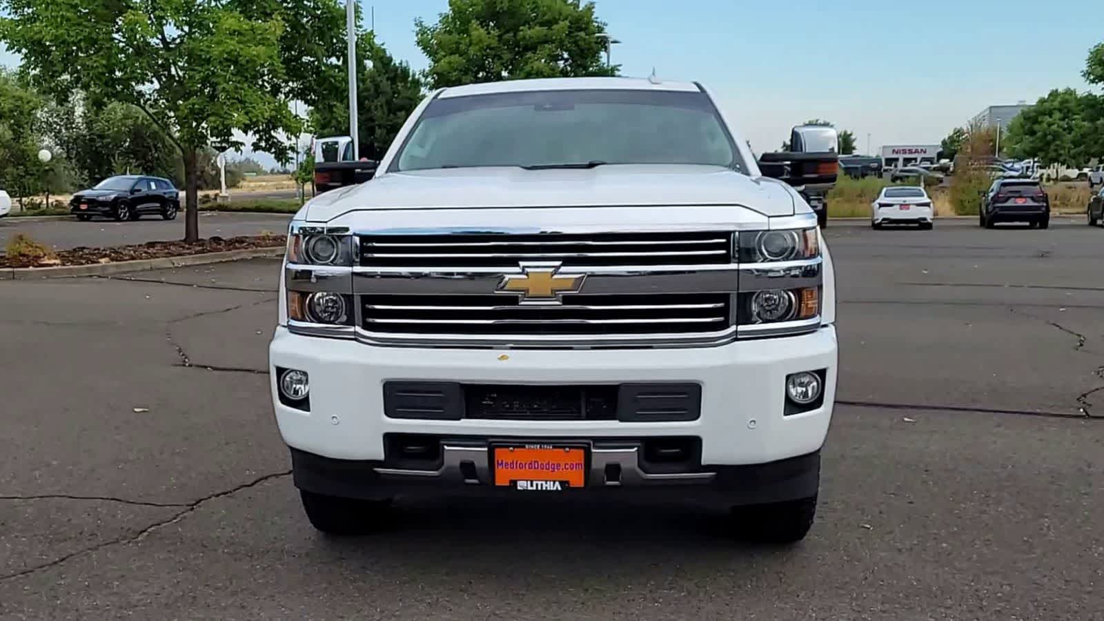 Thumbnail: 2015 Chevrolet Silverado 3500 - 3