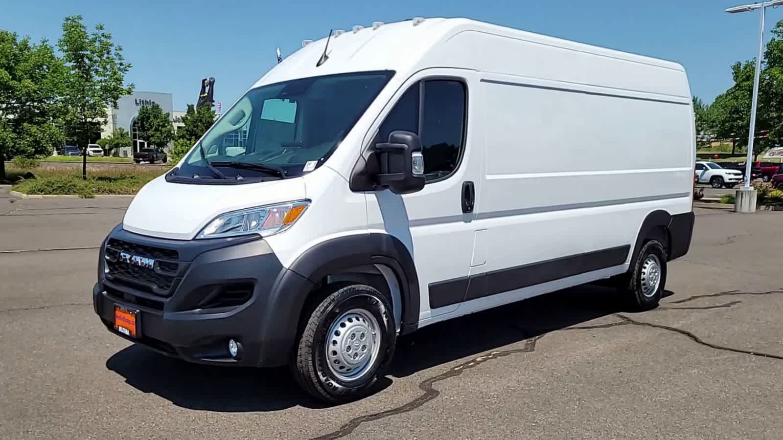 2025 Ram ProMaster 2500 photo 3