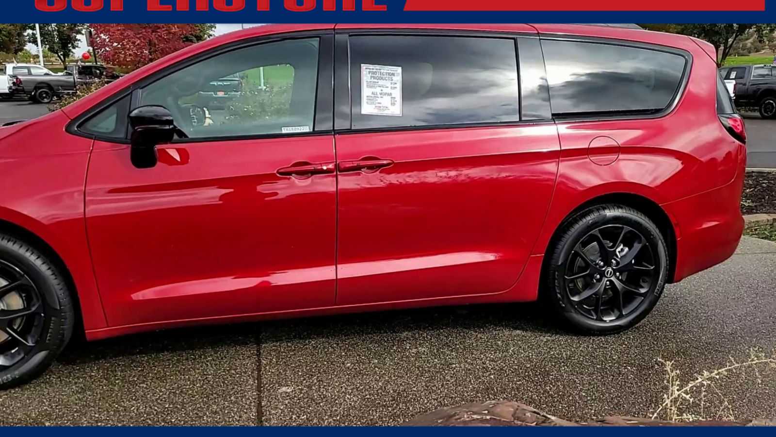 Thumbnail: 2026 Chrysler Pacifica - 5