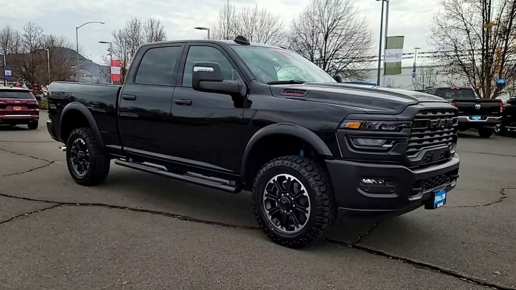 New 2026 Ram 2500 WARLOCK CREW CAB 4X4 6'4 BOX Pickup