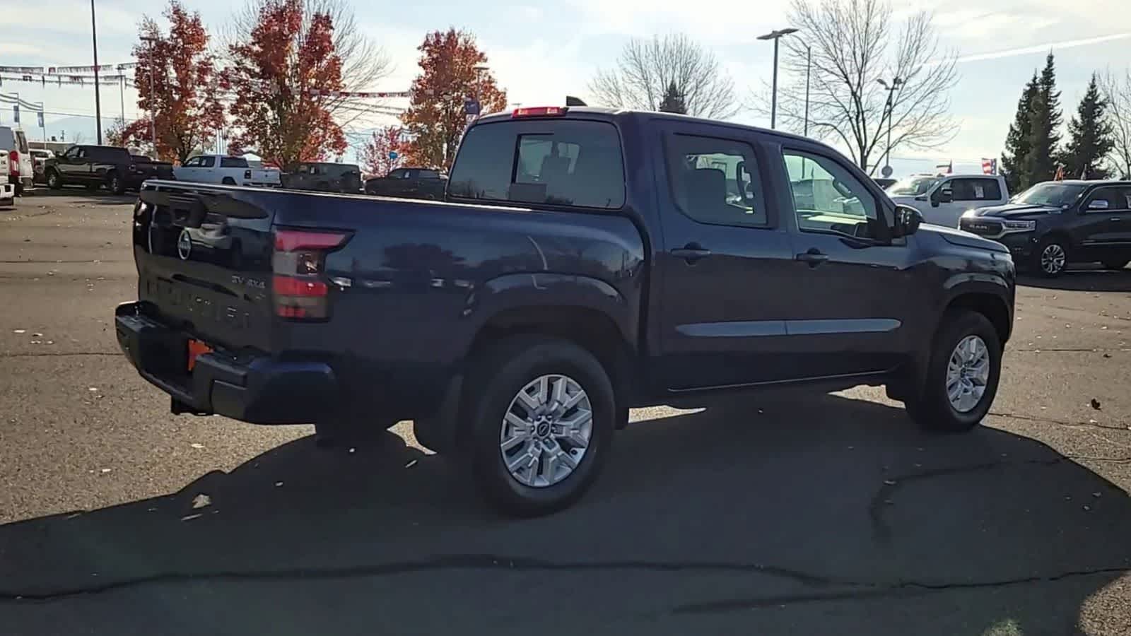 Thumbnail: 2023 Nissan Frontier - 8