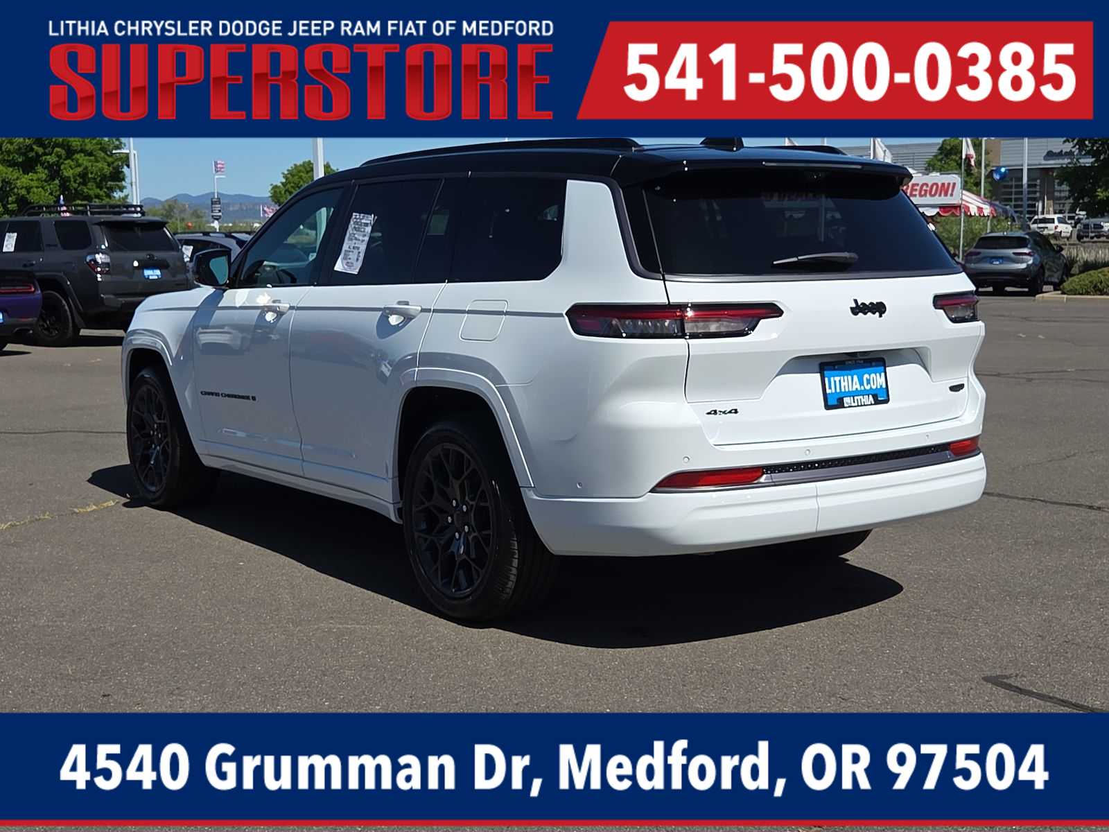 Thumbnail: 2026 Jeep Grand Cherokee - 12