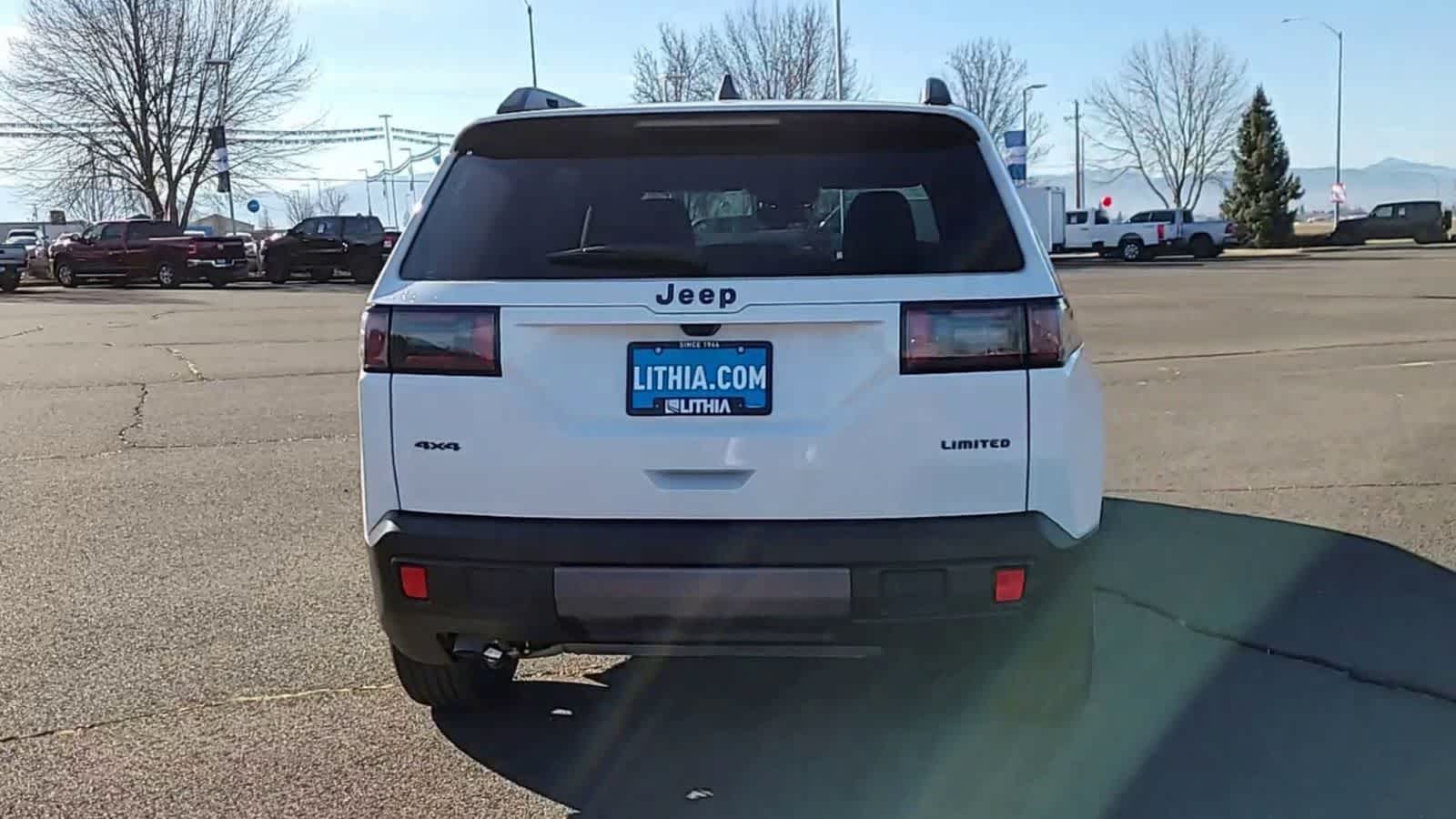 Thumbnail: 2026 Jeep Cherokee - 7