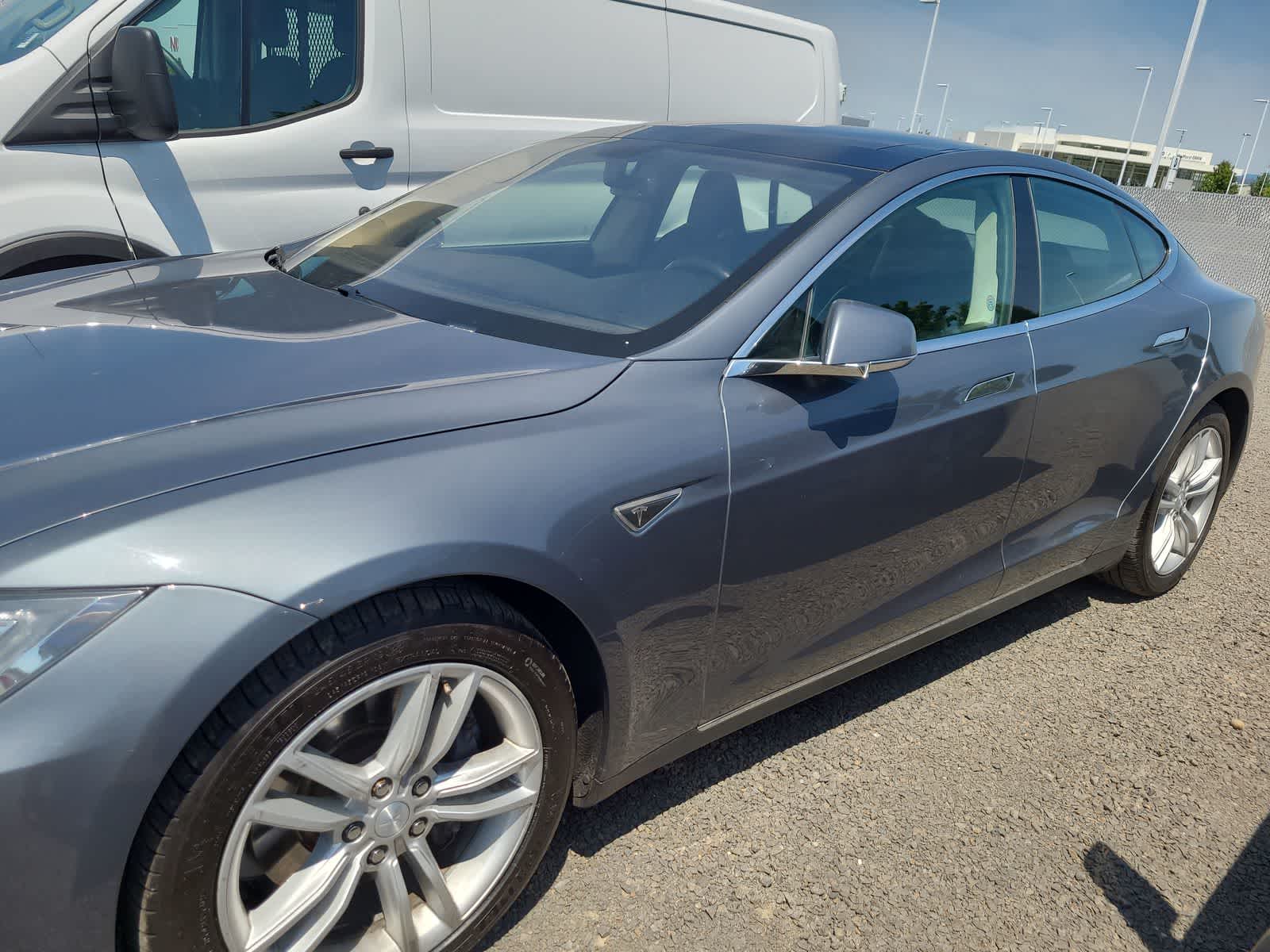 Thumbnail: 2014 Tesla Model S - 2