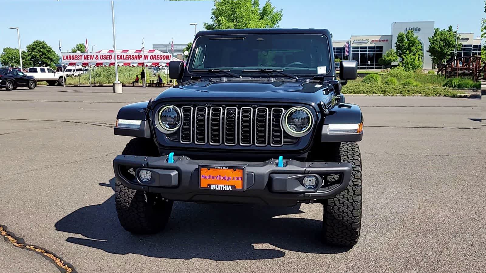 Thumbnail: 2025 Jeep Wrangler - 3