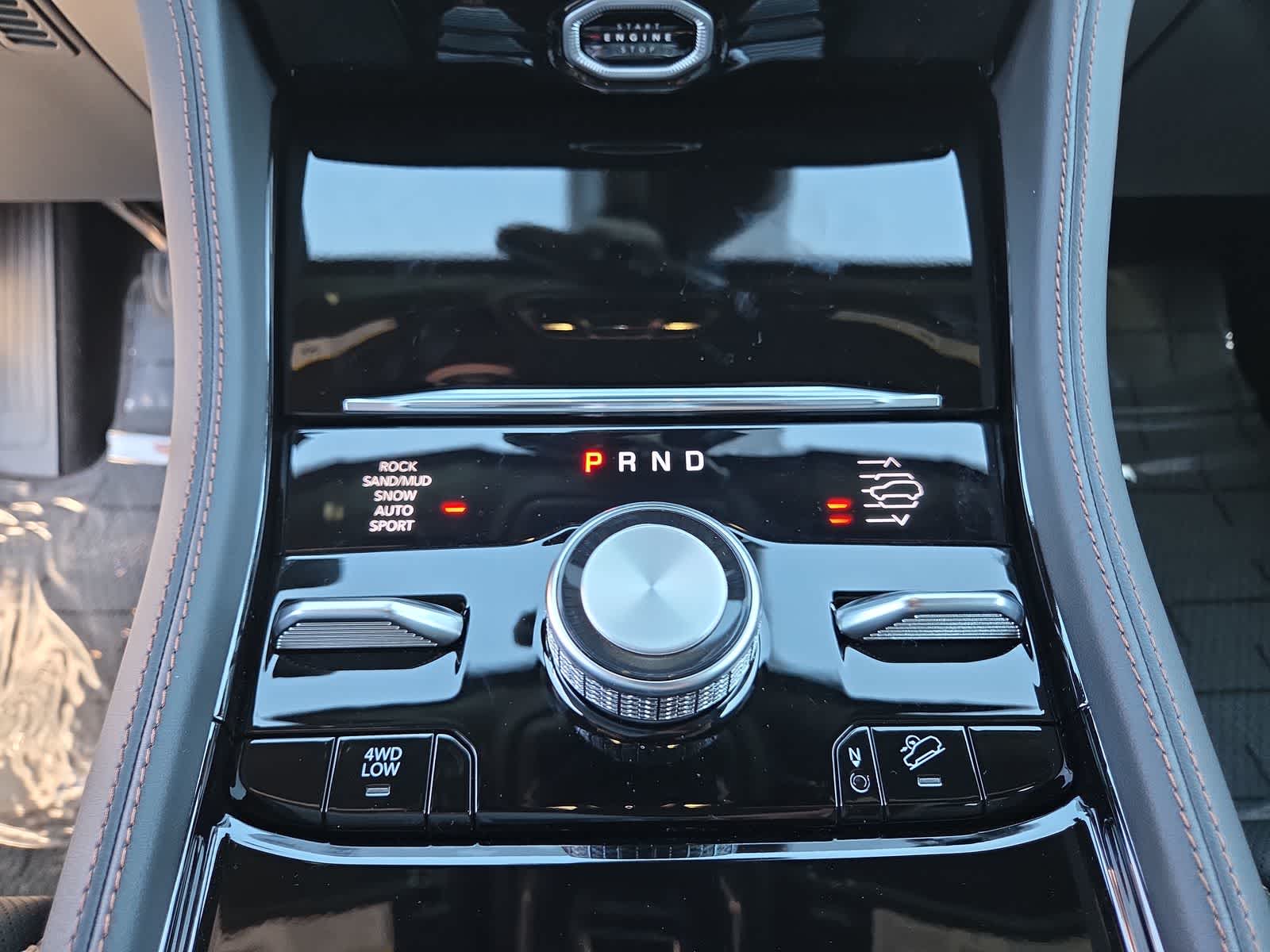 Thumbnail: 2026 Jeep Grand Cherokee - 25