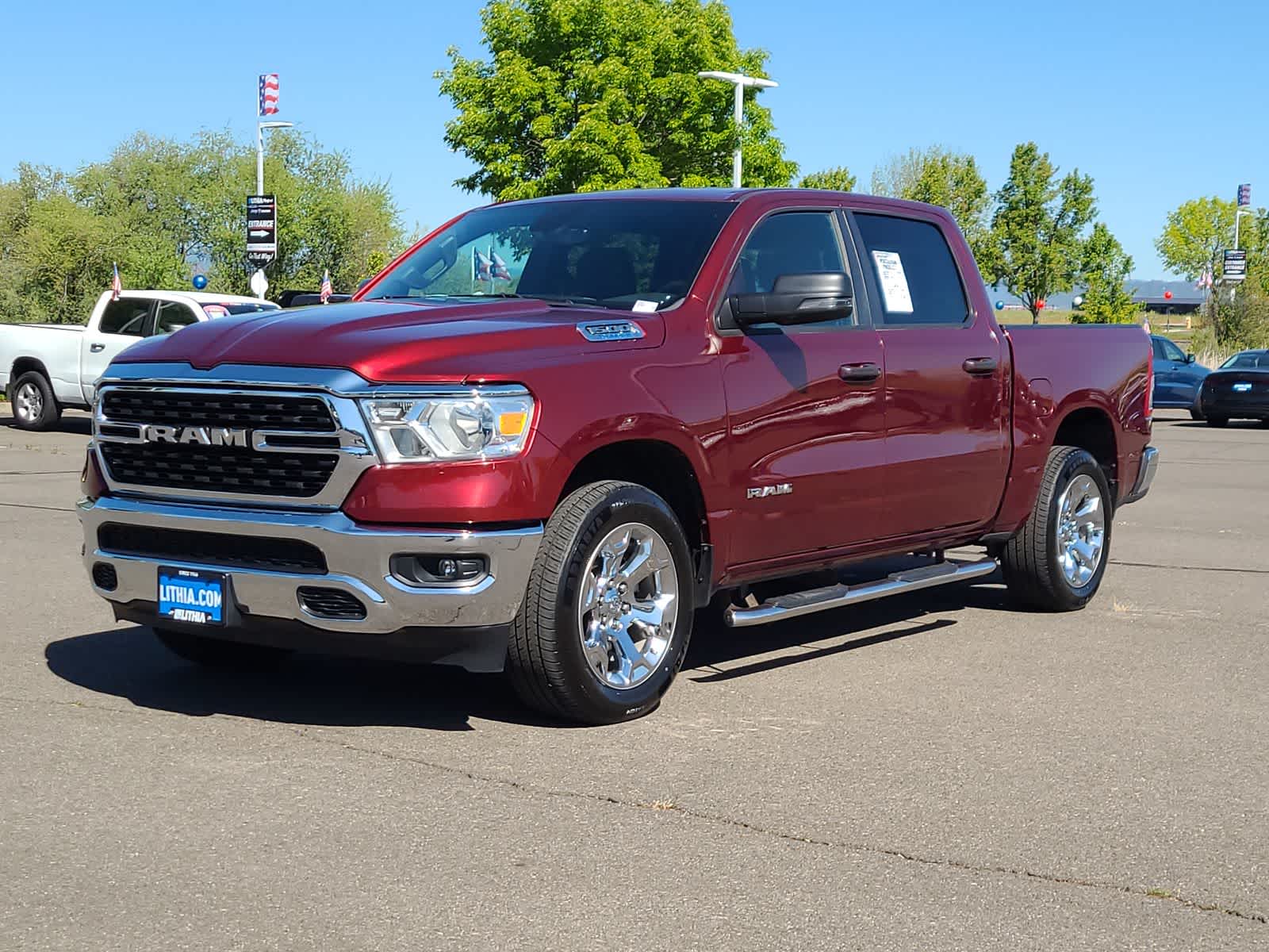 2023 RAM 1500 Big Horn/Lone Star 4x4 Crew Cab 5'7's photo