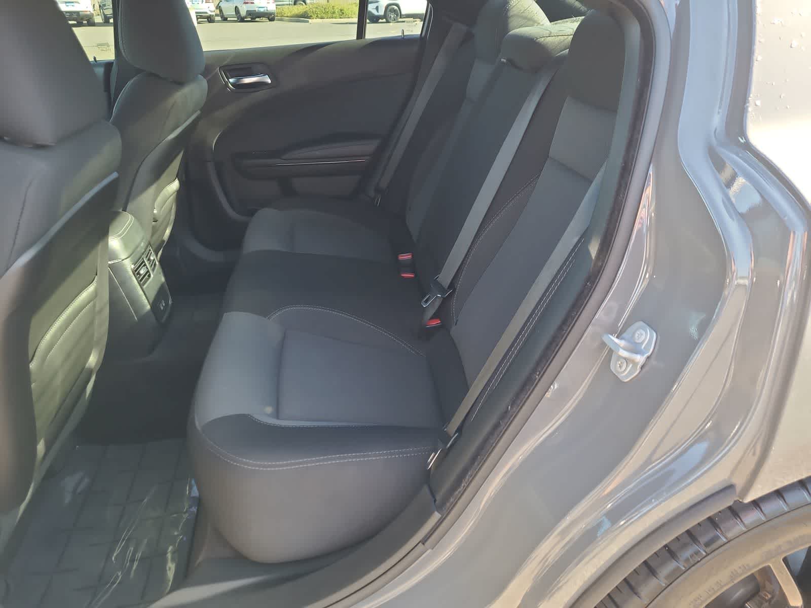 Thumbnail: 2018 Dodge Charger - 21