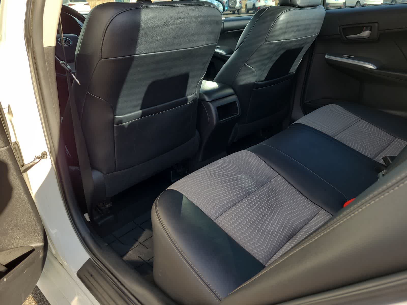 Thumbnail: 2014 Toyota Camry - 20