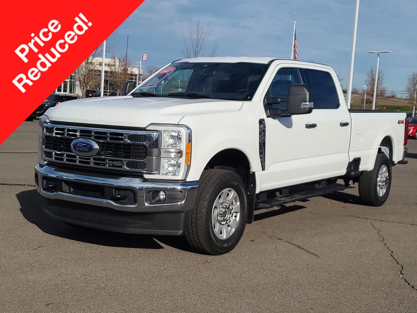 2023 Ford F-350 Super Duty XLT's photo