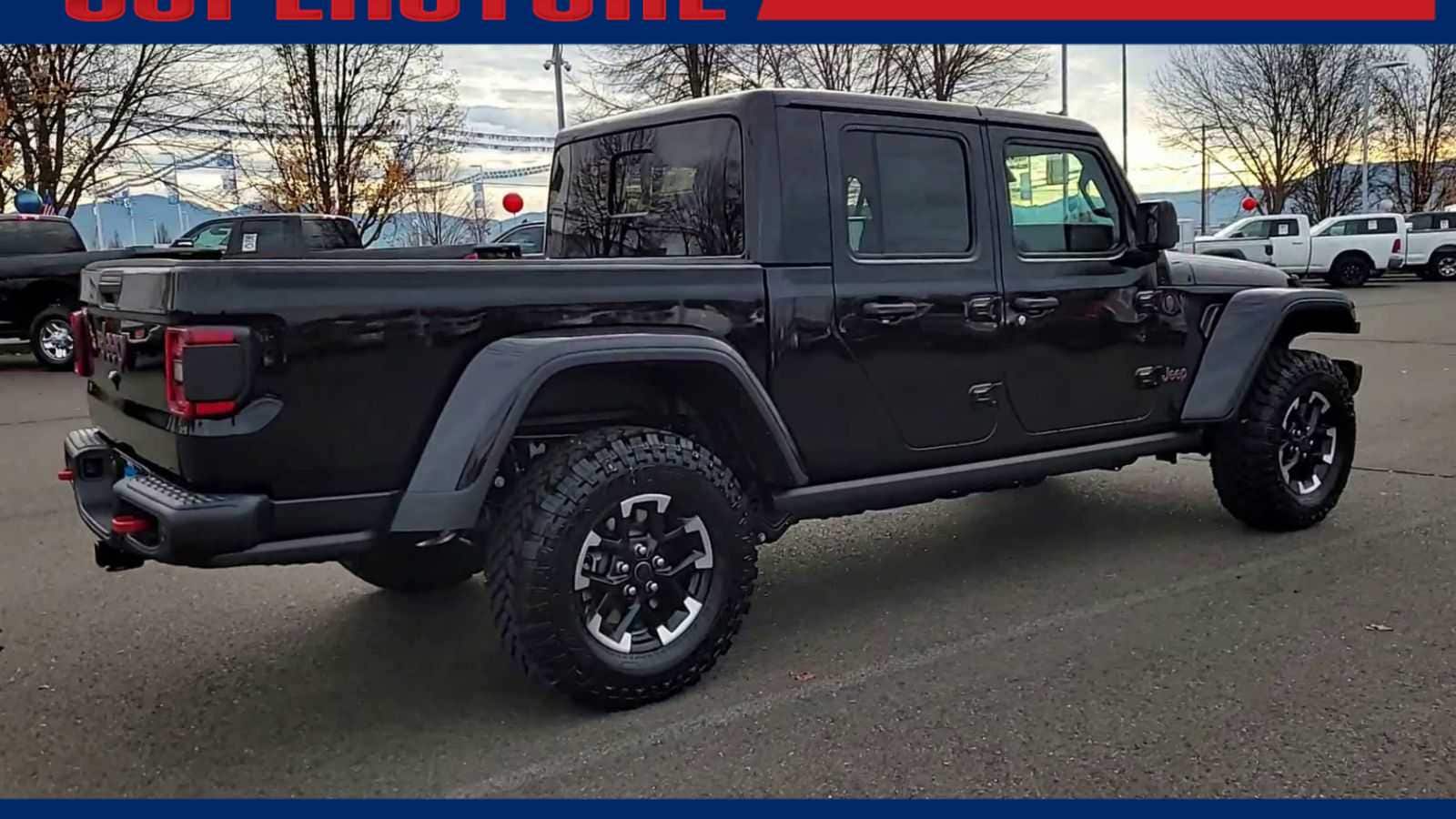 Thumbnail: 2026 Jeep Gladiator - 8