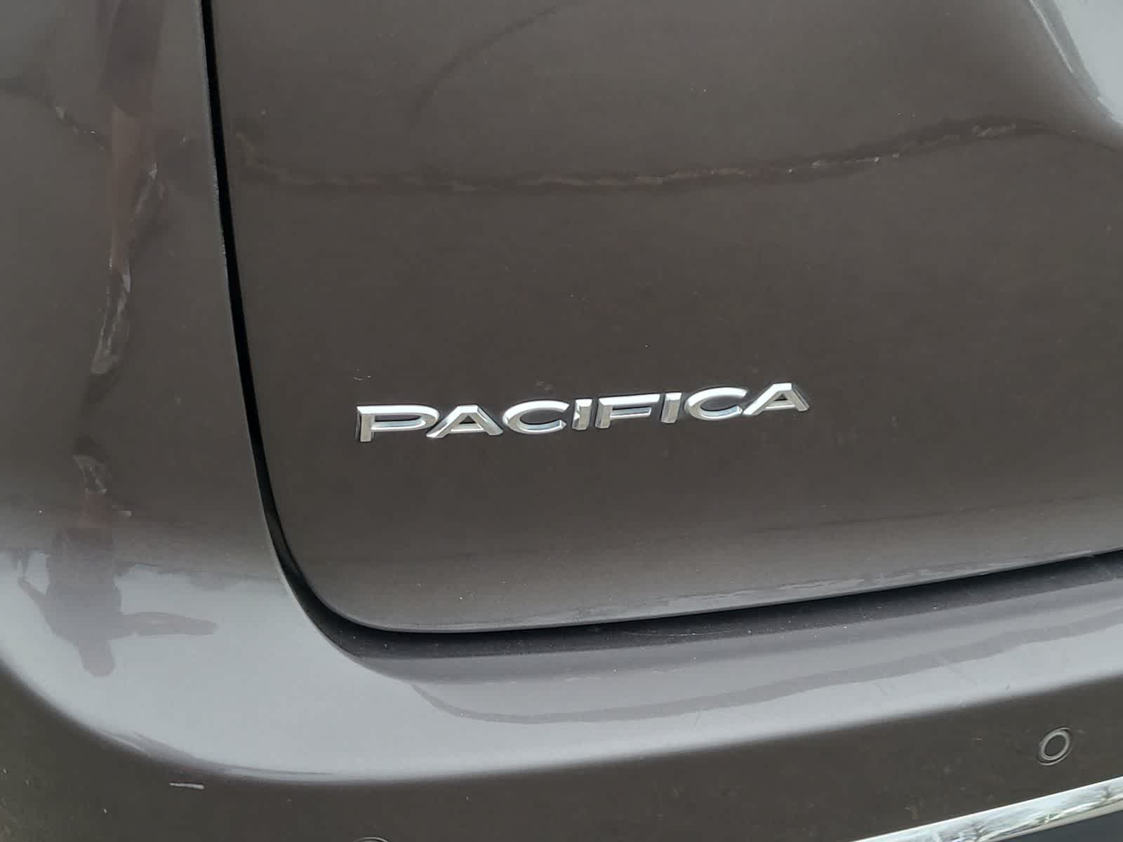 Thumbnail: 2022 Chrysler Pacifica - 15