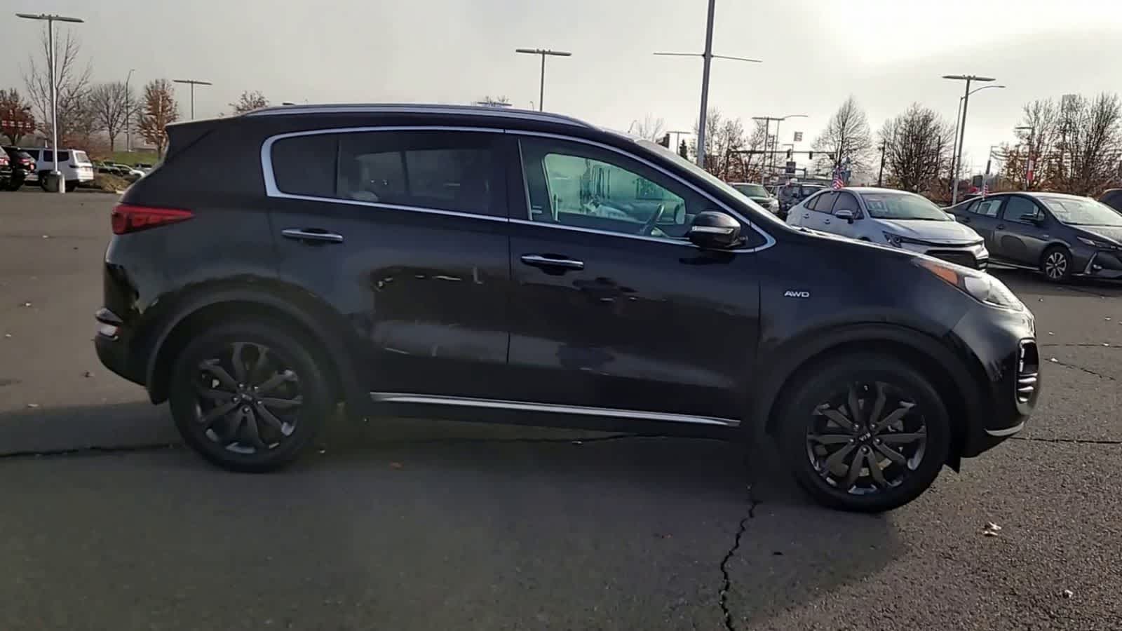 Thumbnail: 2019 Kia Sportage - 9