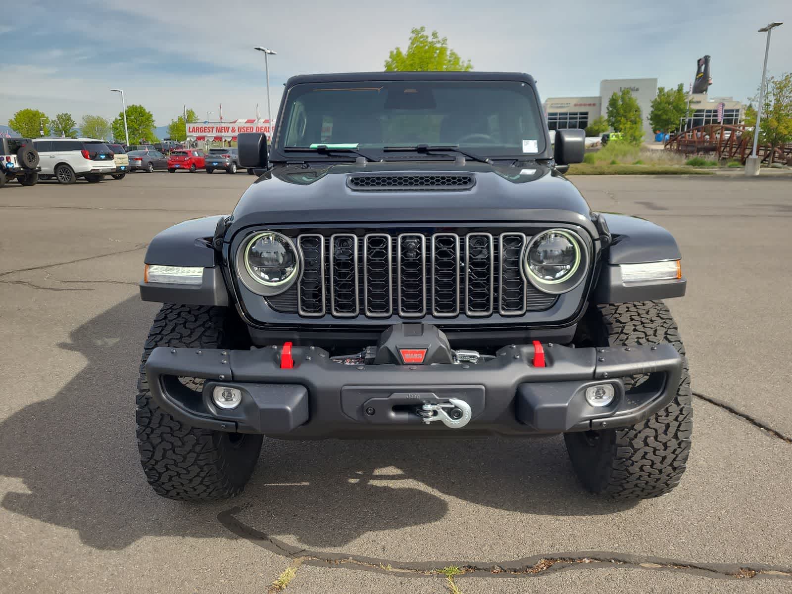 Thumbnail: 2026 Jeep Wrangler - 14