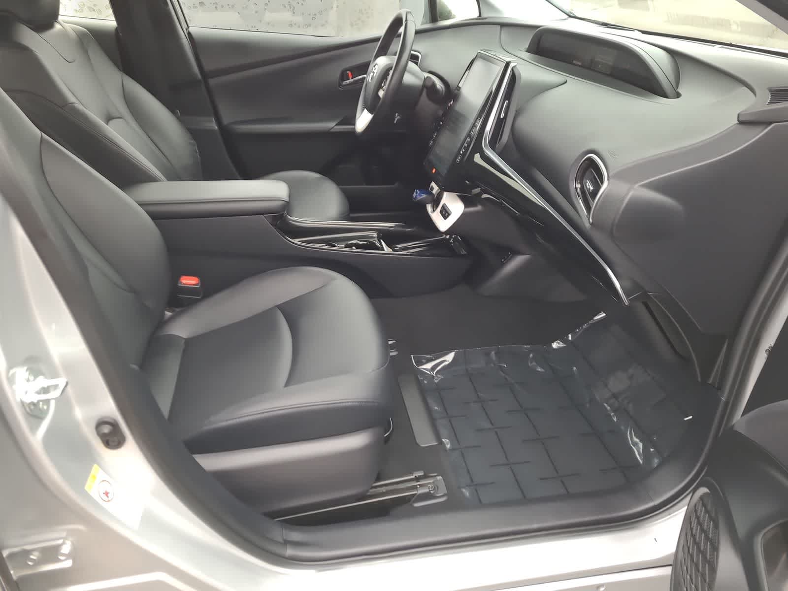 Thumbnail: 2019 Toyota Prius Prime - 22