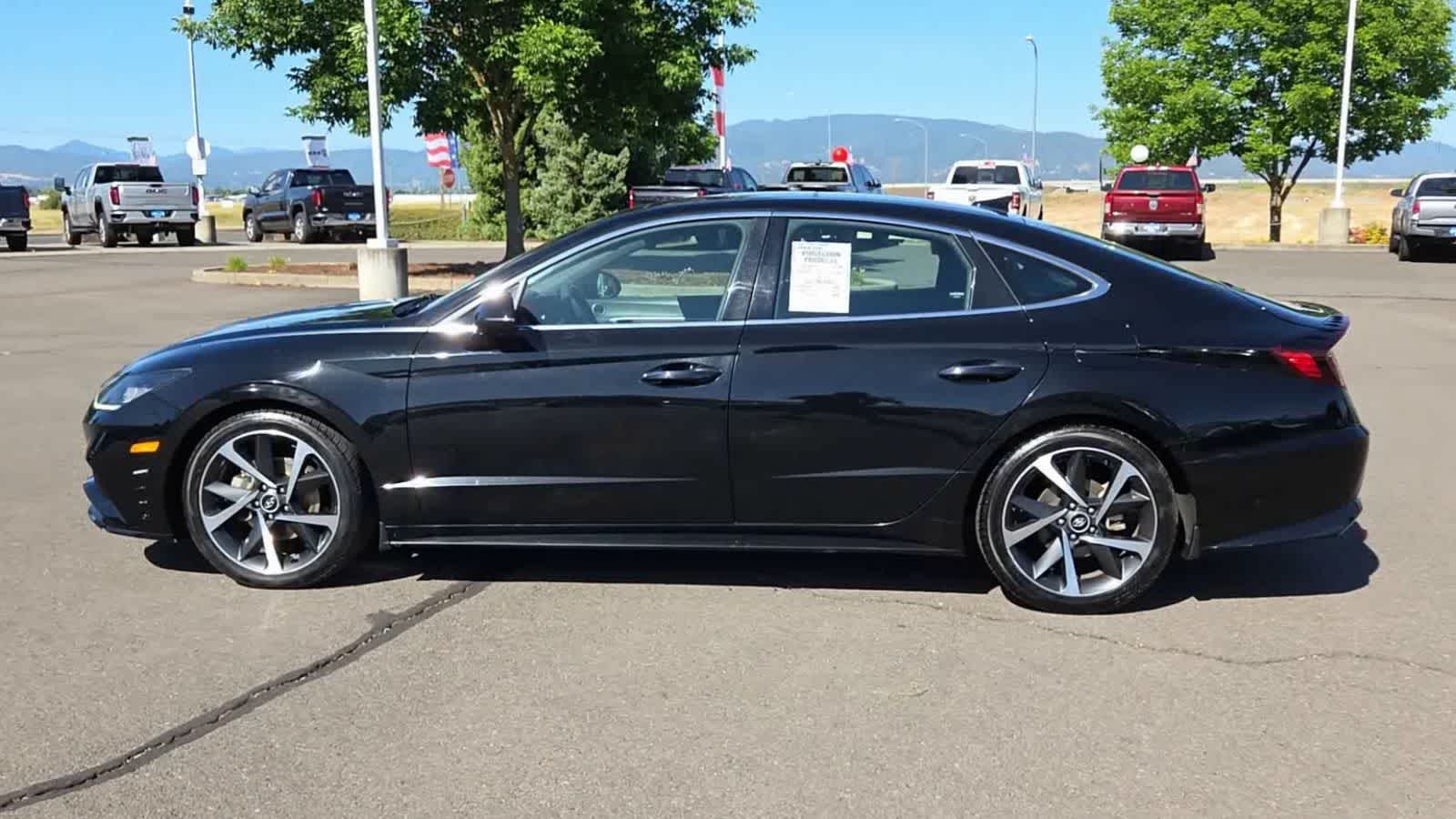 Thumbnail: 2022 Hyundai Sonata - 4