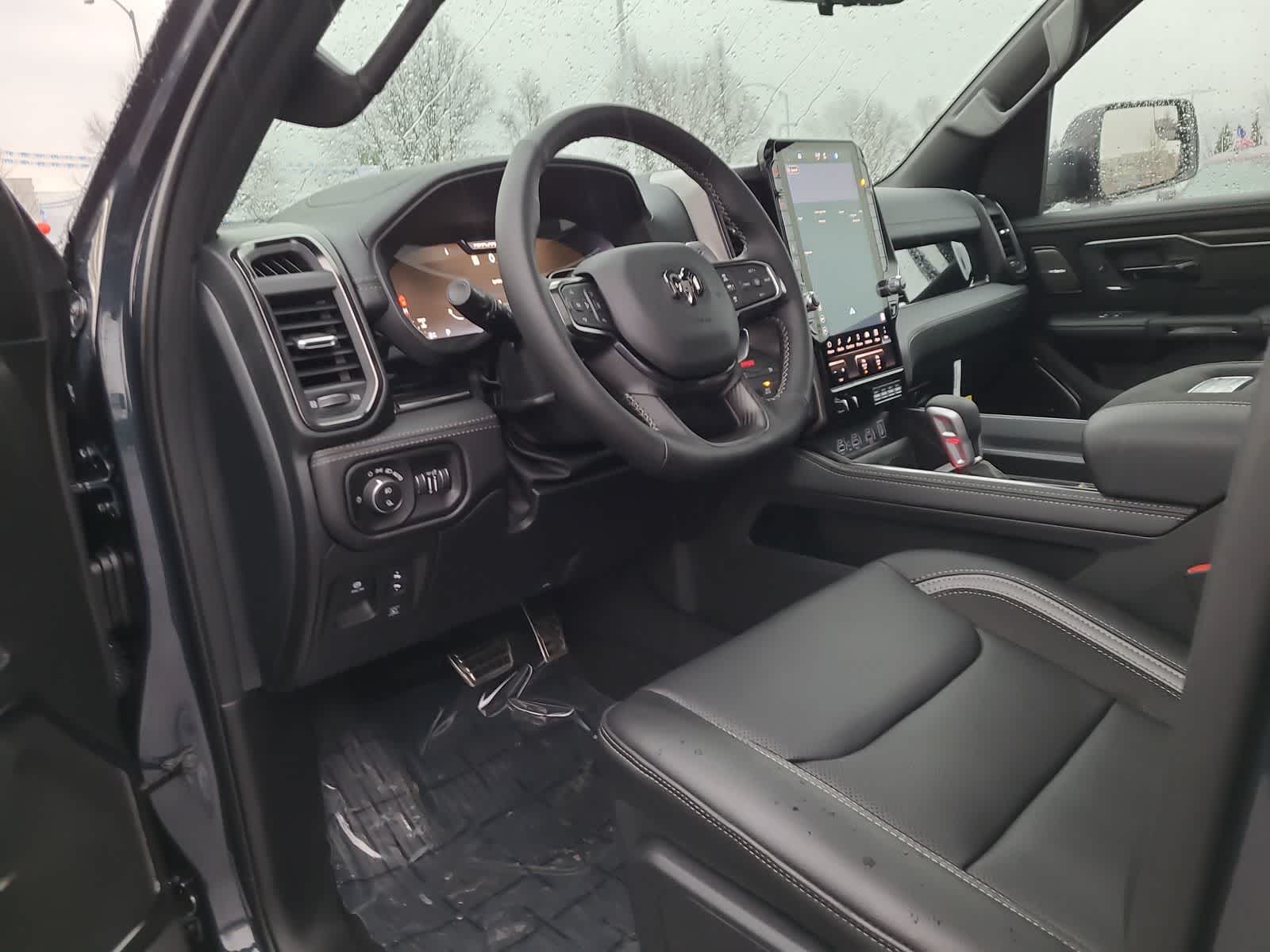 Thumbnail: 2026 RAM 1500 - 10