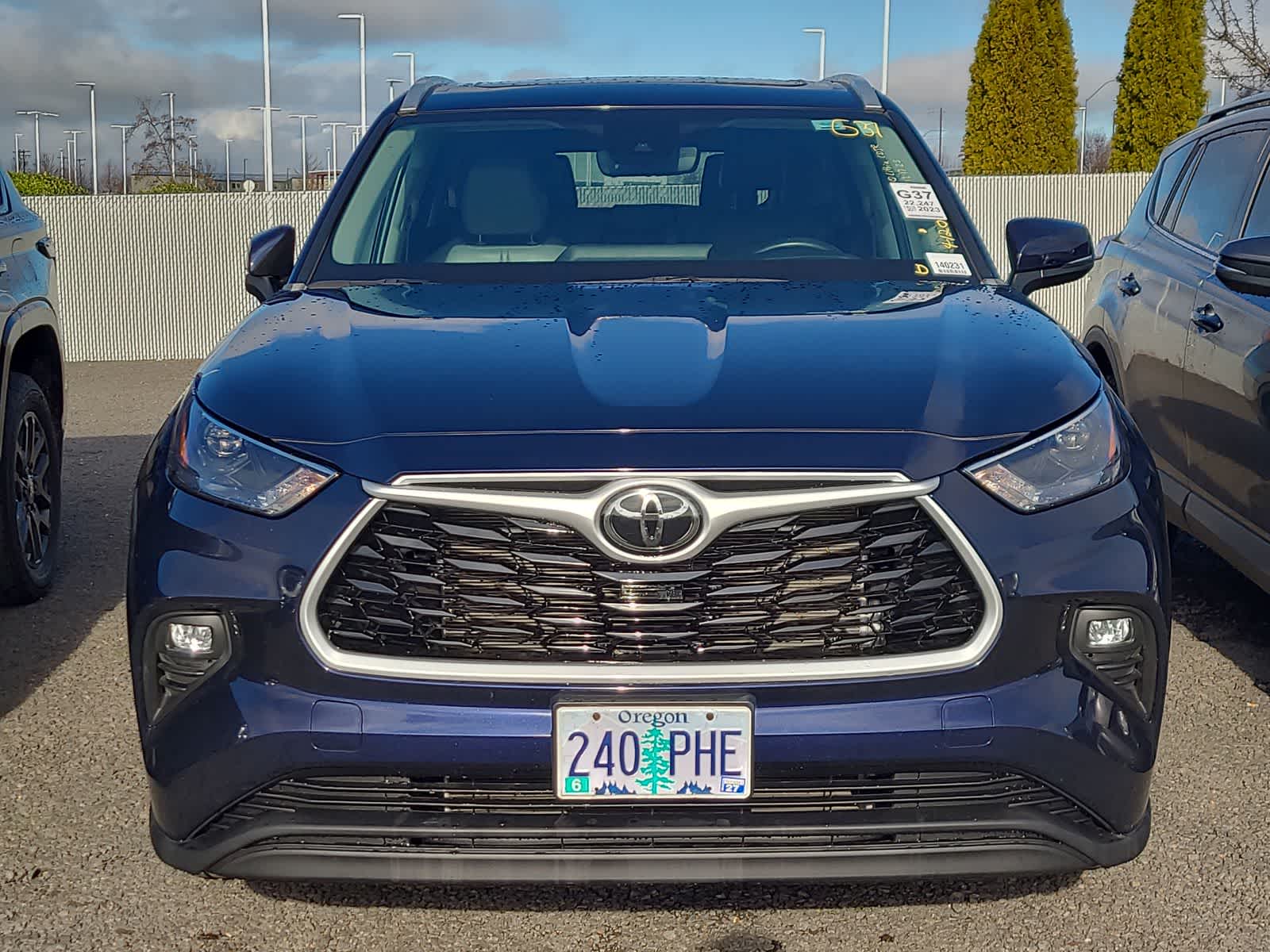 Thumbnail: 2023 Toyota Highlander - 5