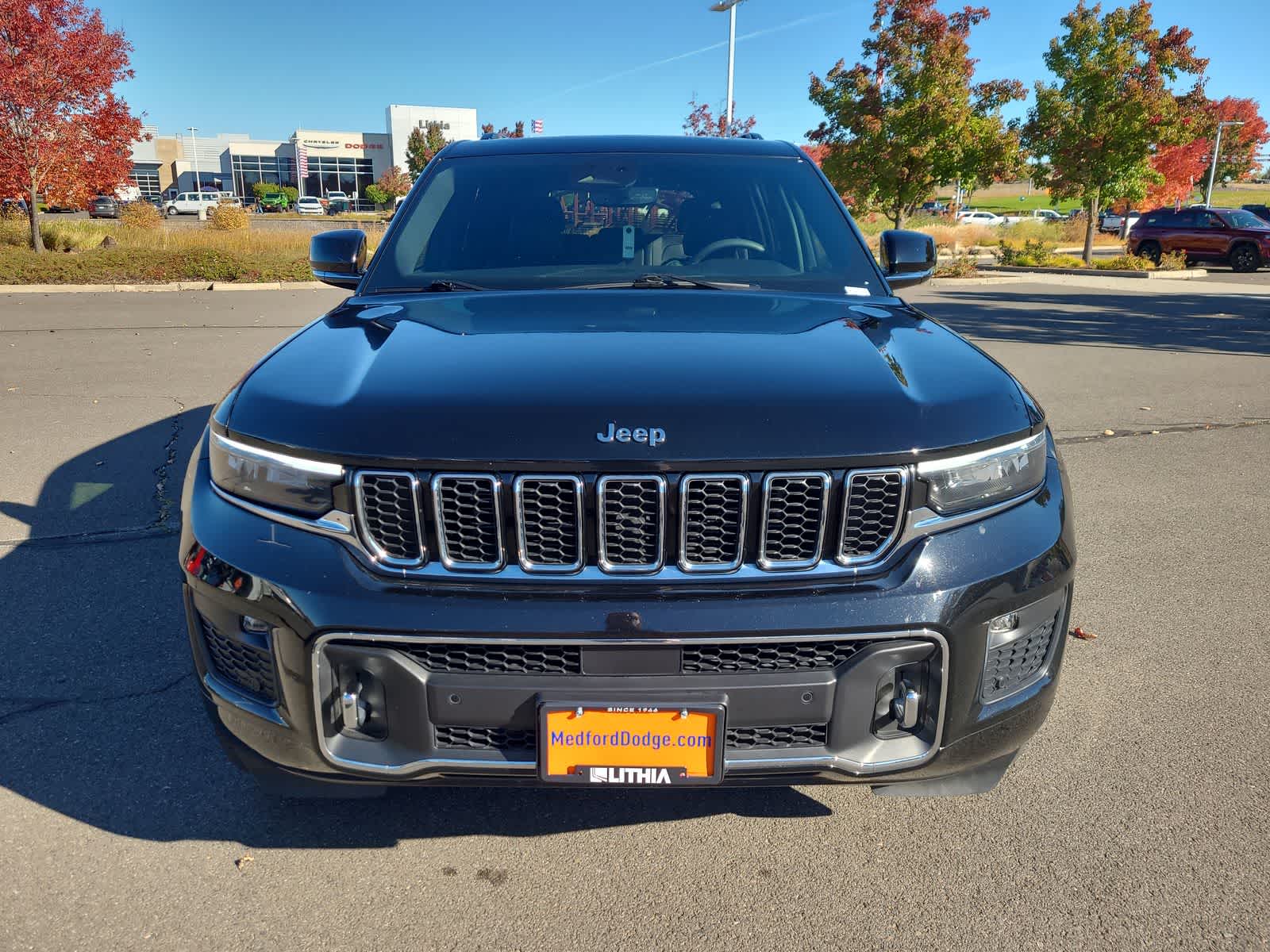 Thumbnail: 2023 Jeep Grand Cherokee - 14