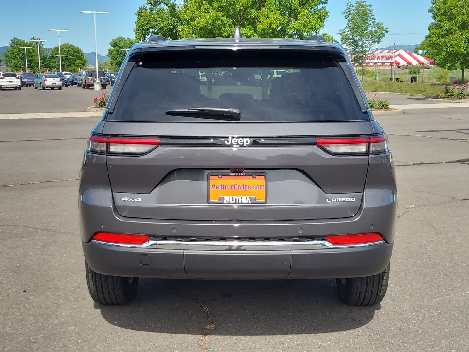 Thumbnail: 2025 Jeep Grand Cherokee - 13