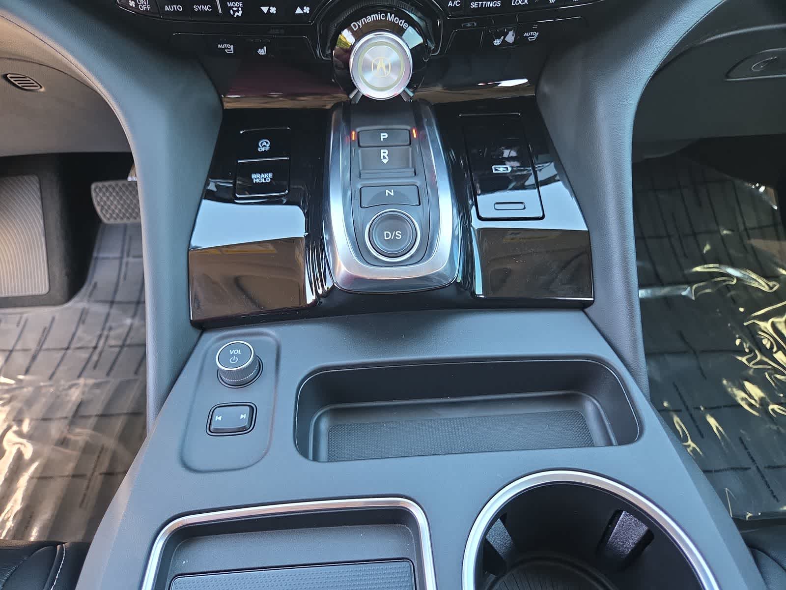 Thumbnail: 2025 Acura MDX - 25