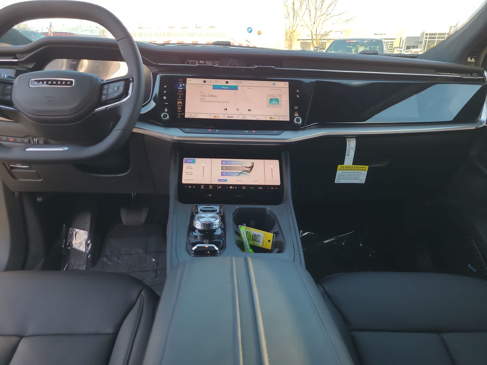 Thumbnail: 2025 Jeep Wagoneer S - 18