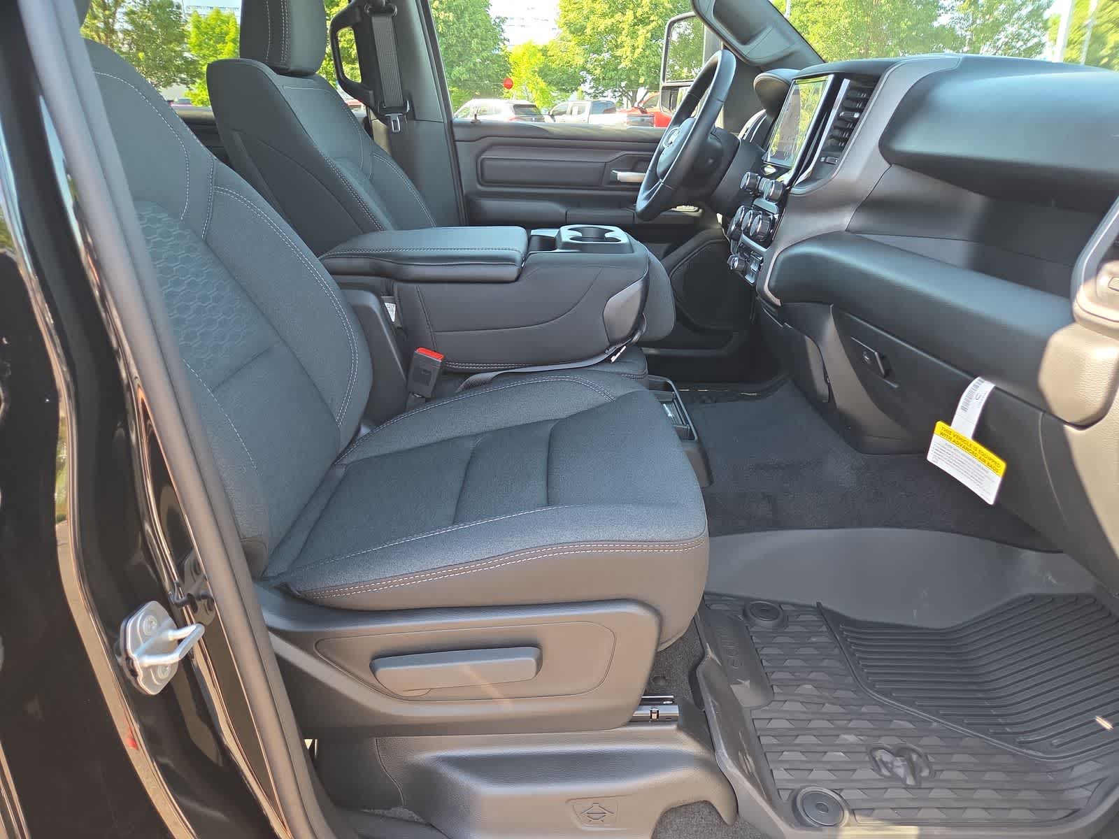 Thumbnail: 2026 RAM 1500 - 22