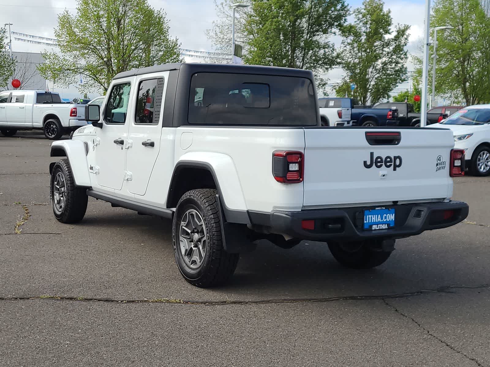 Thumbnail: 2022 Jeep Gladiator - 12