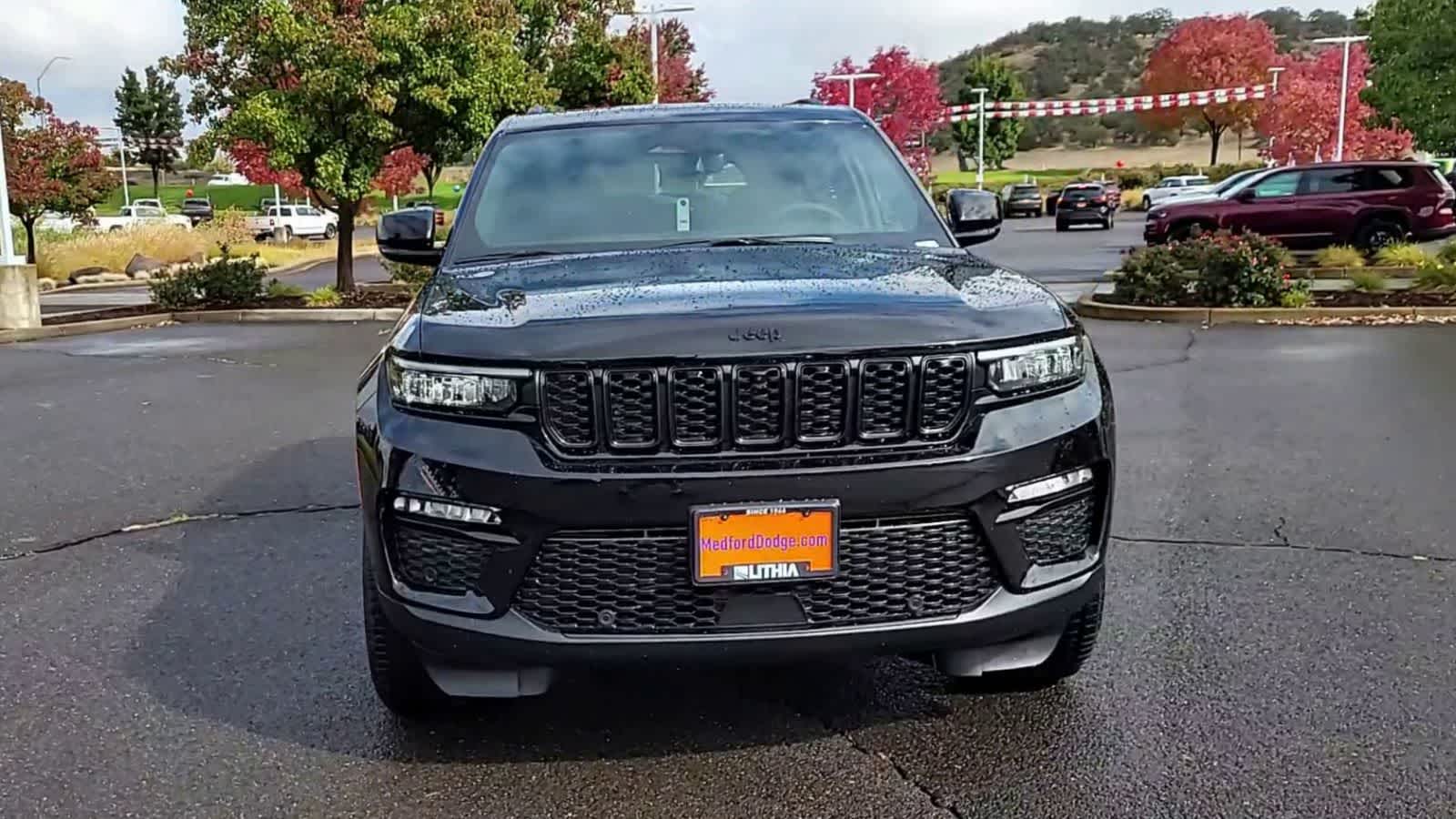 Thumbnail: 2025 Jeep Grand Cherokee - 3