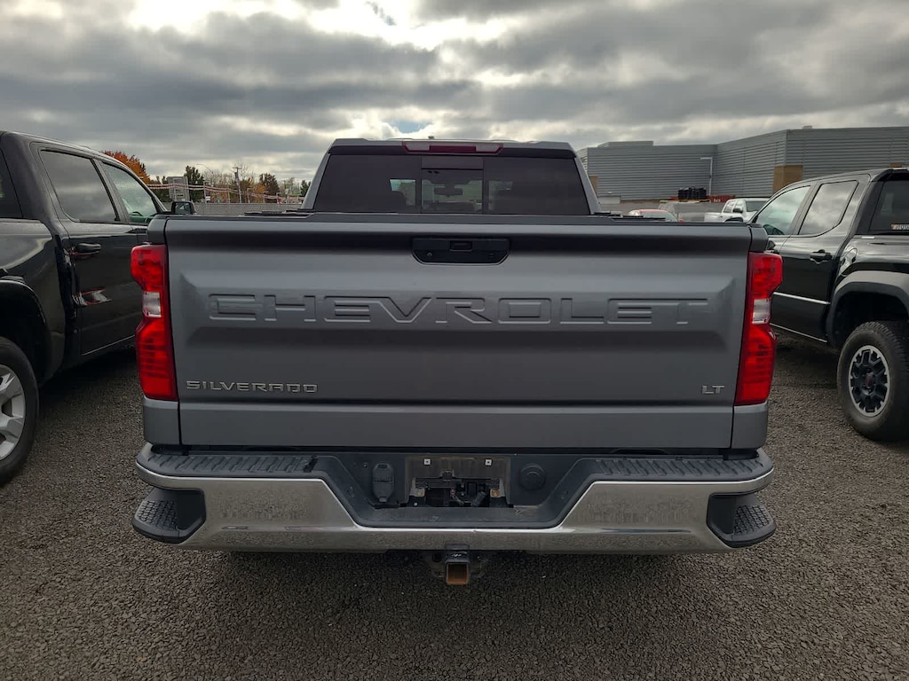 Used 2020 Chevrolet Silverado 1500 LT Truck Crew Cab