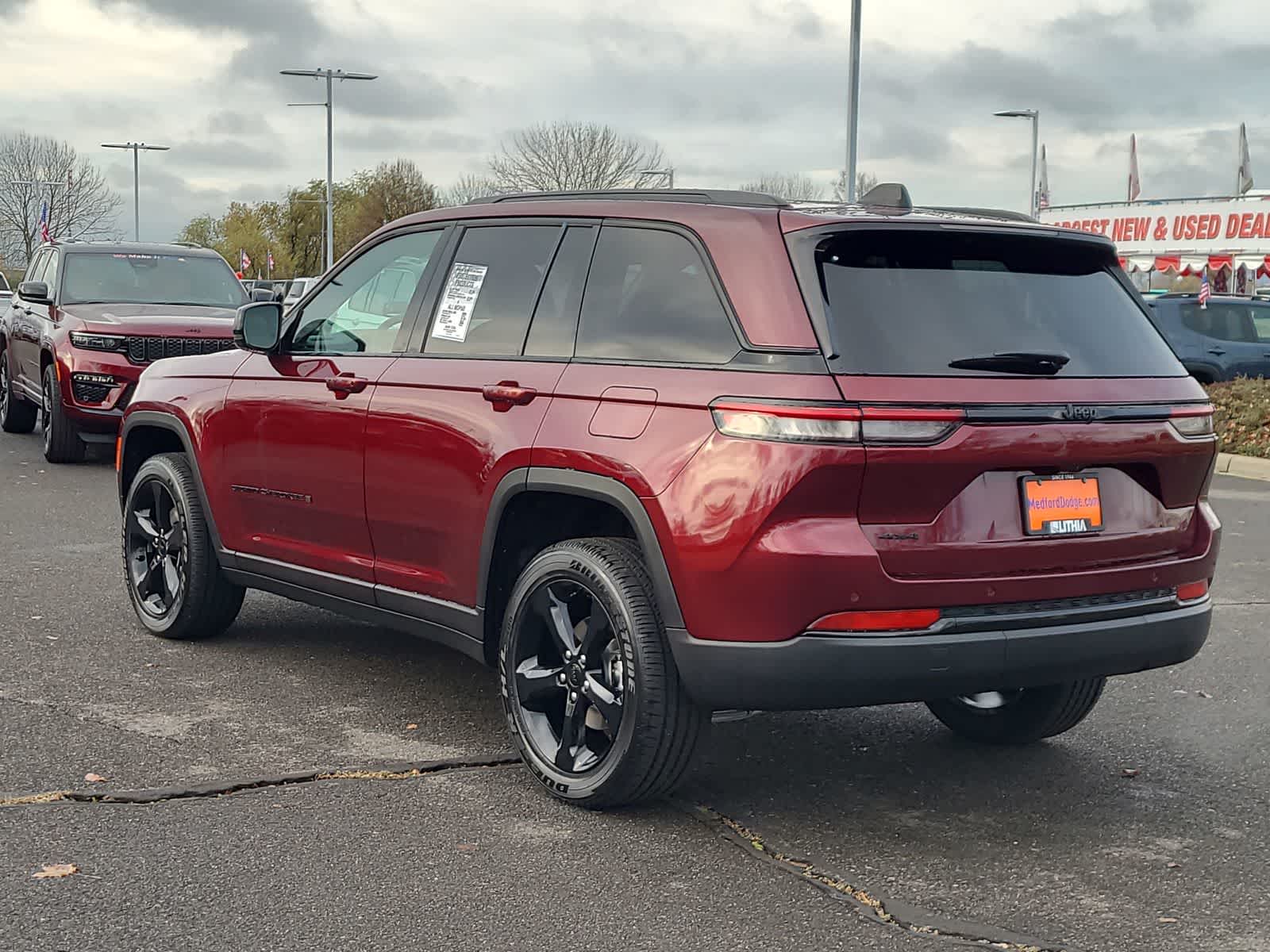 Thumbnail: 2025 Jeep Grand Cherokee - 12