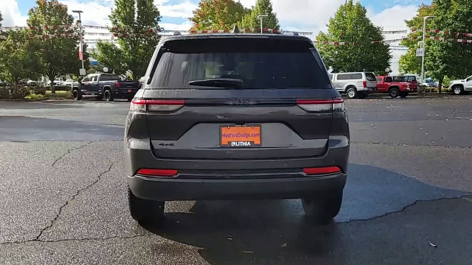 Thumbnail: 2025 Jeep Grand Cherokee - 7