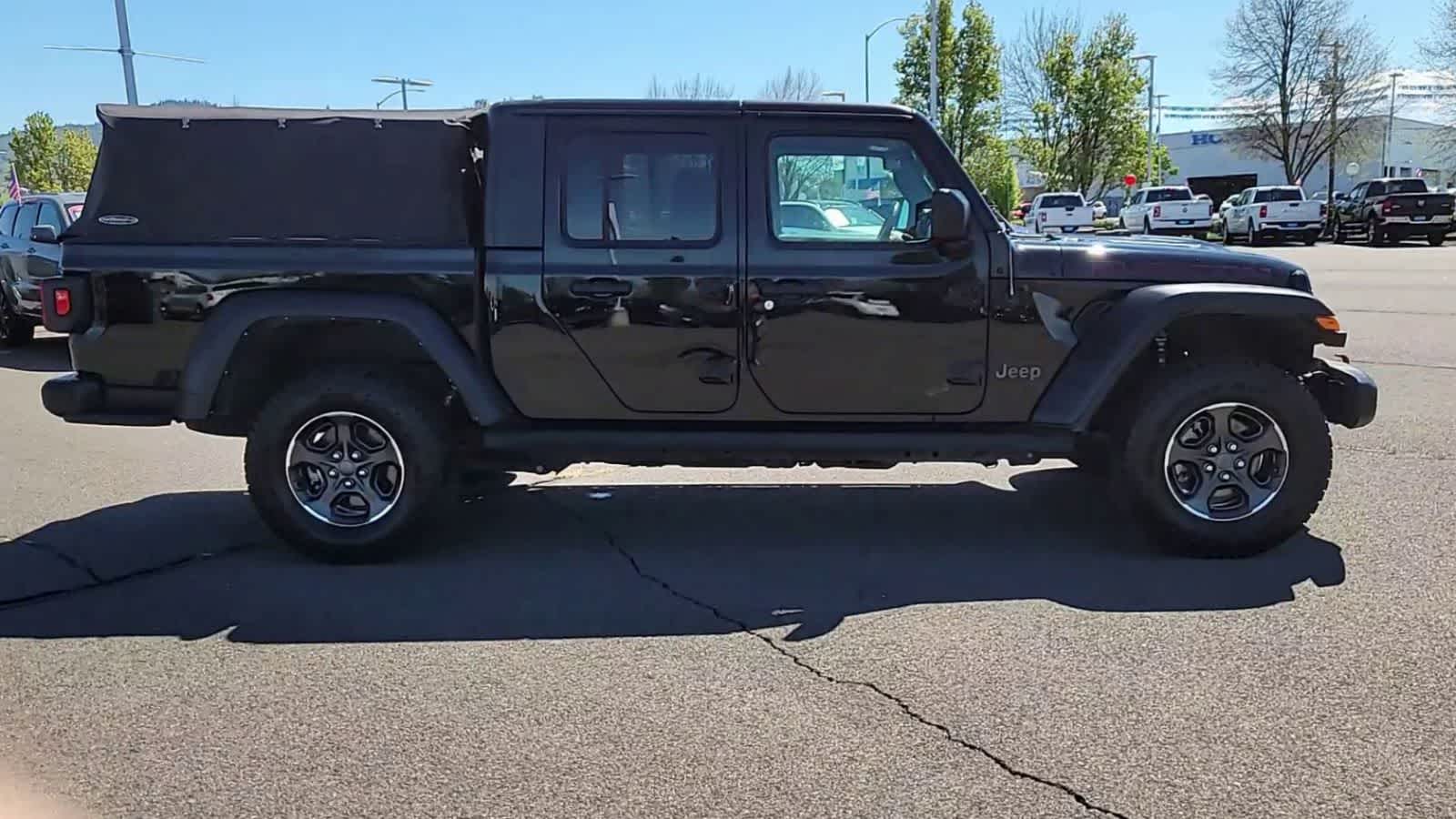 Thumbnail: 2021 Jeep Gladiator - 9