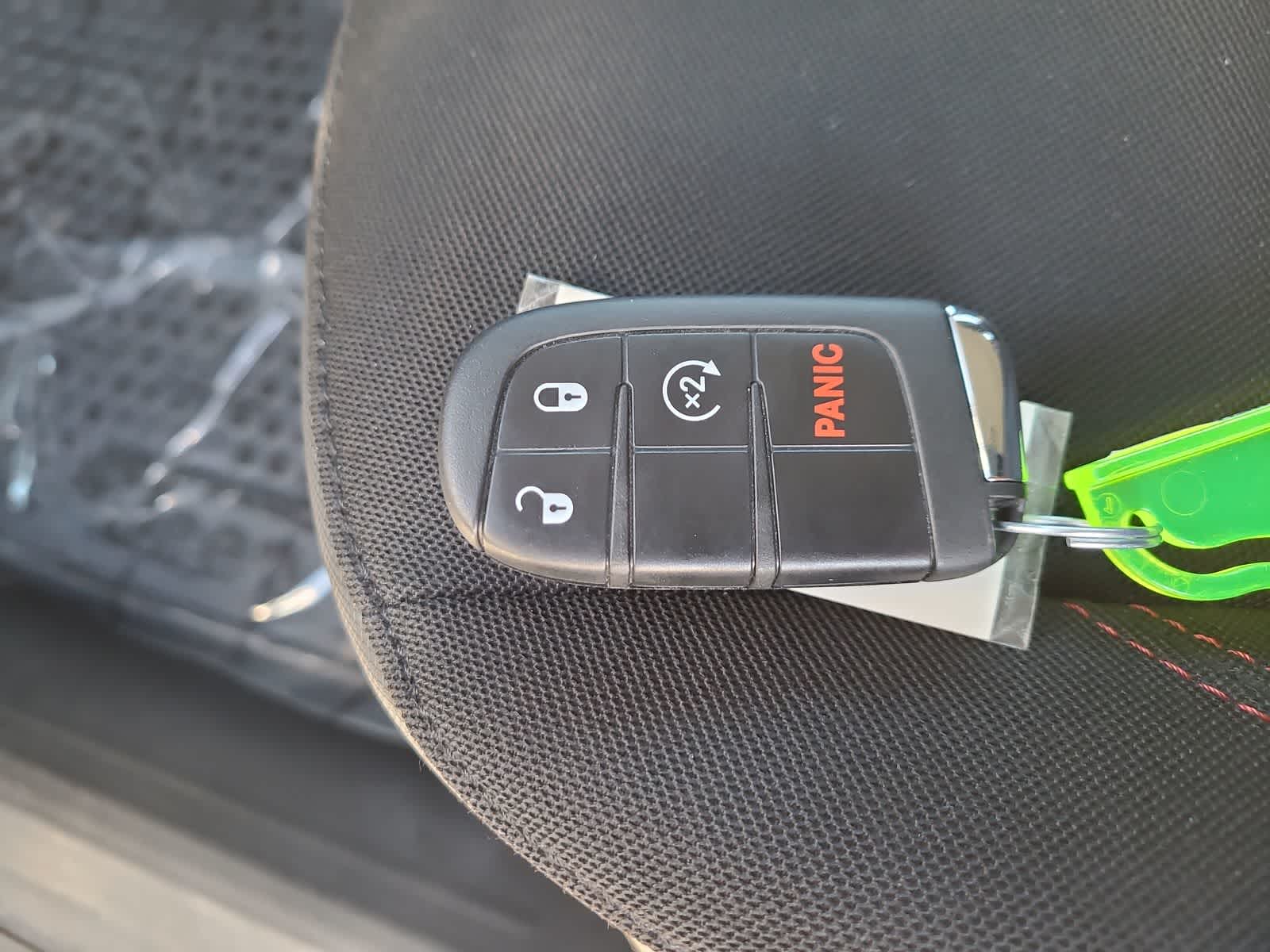 Thumbnail: 2022 Jeep Renegade - 28