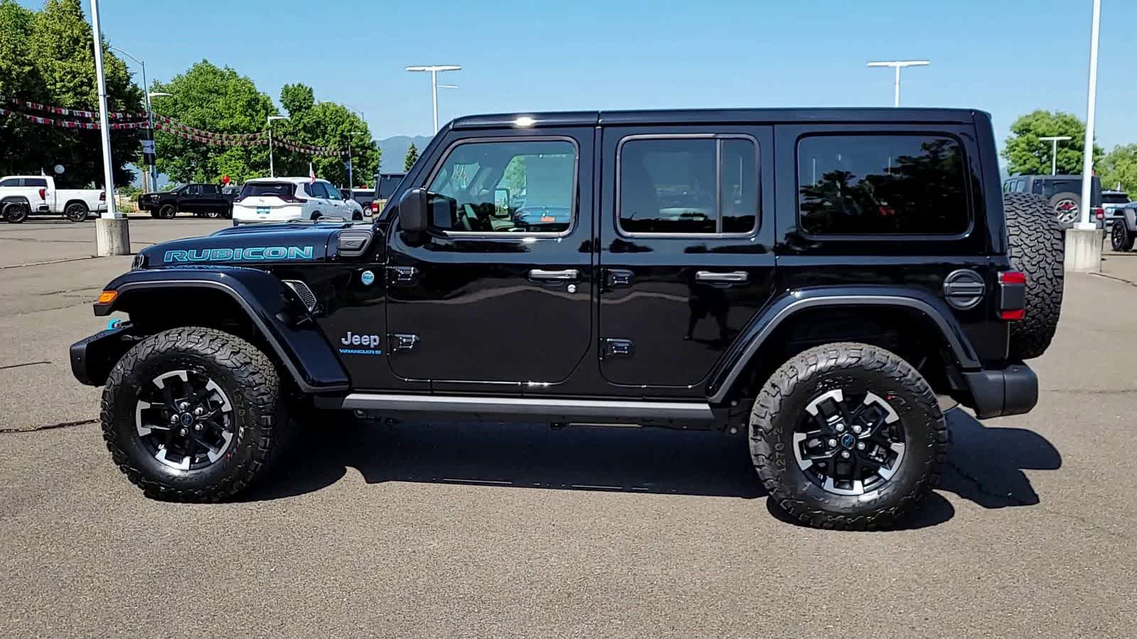 Thumbnail: 2025 Jeep Wrangler - 5