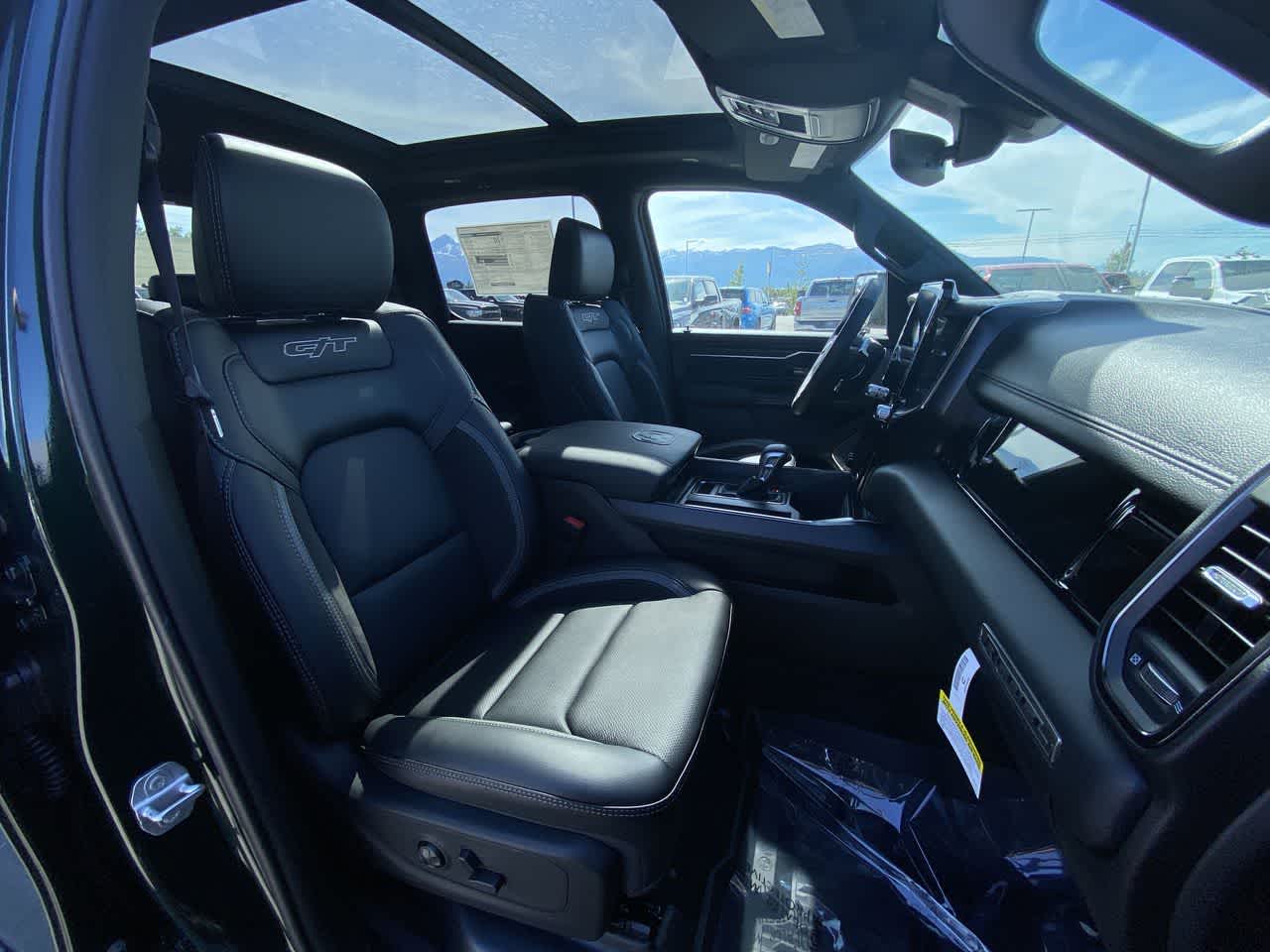 Thumbnail: 2026 RAM 1500 - 27