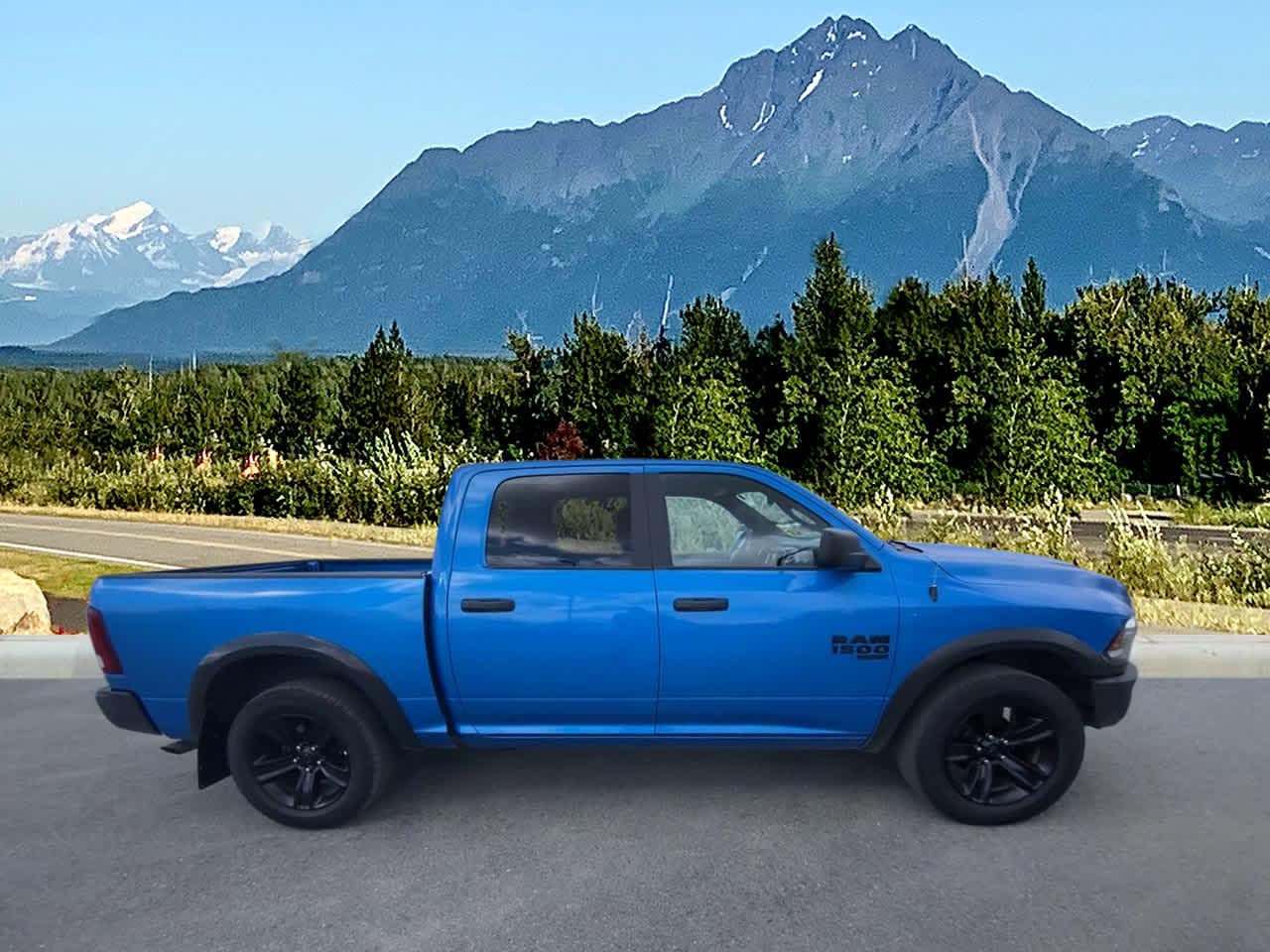 Thumbnail: 2024 RAM 1500 Classic - 8
