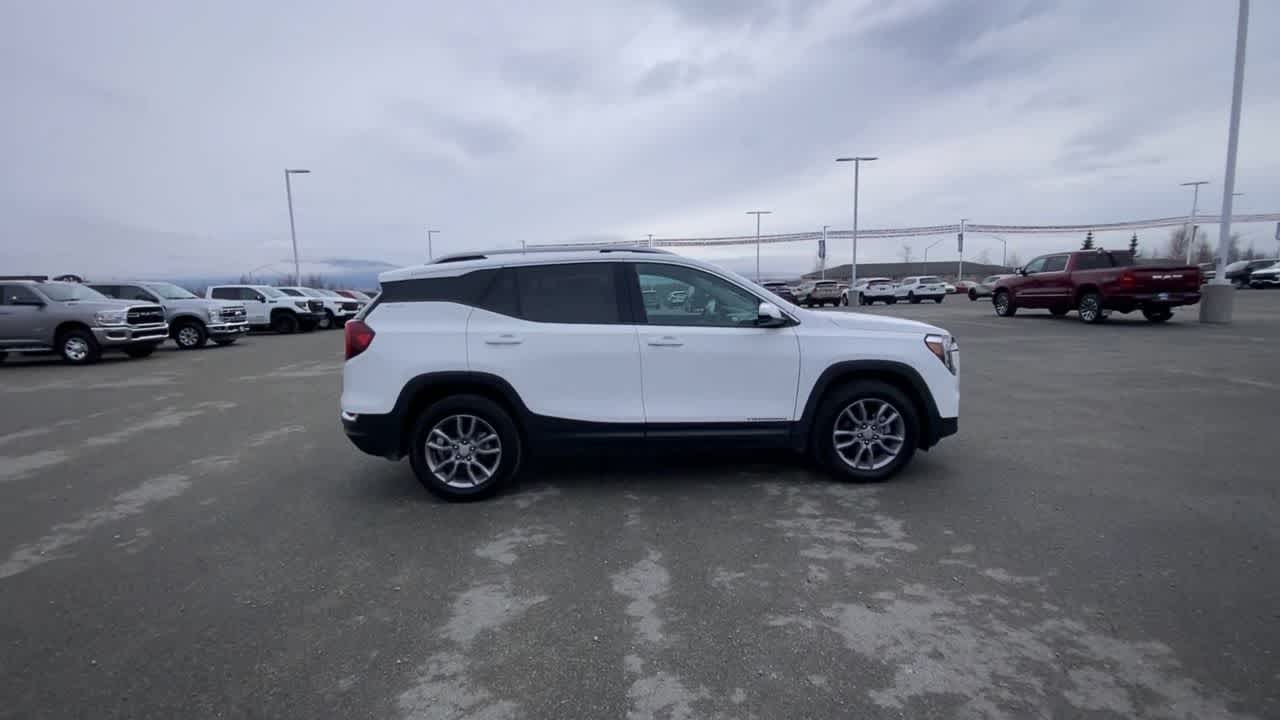 2023 GMC Terrain SLT 15