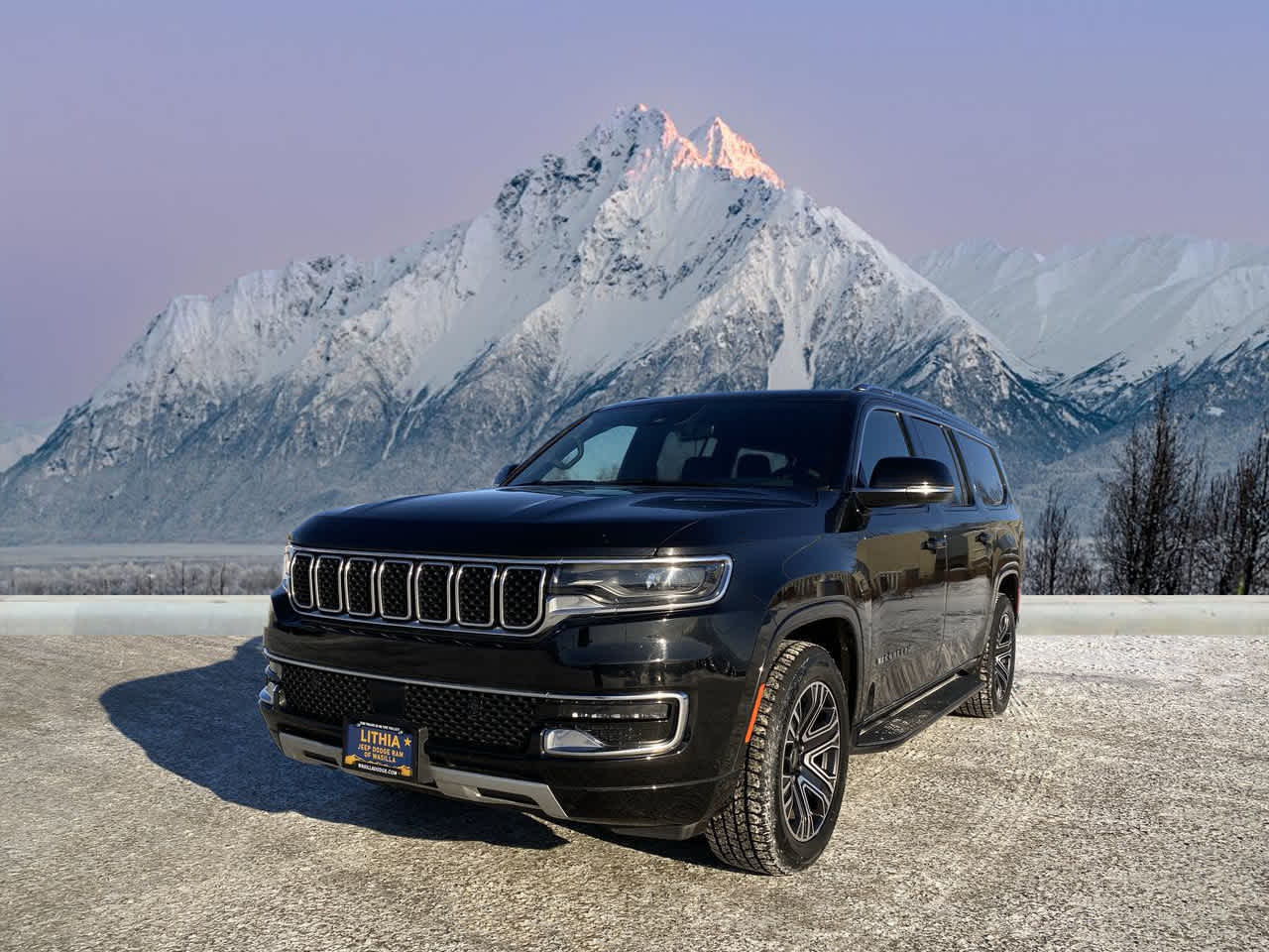 2025 Jeep Wagoneer L SUV 