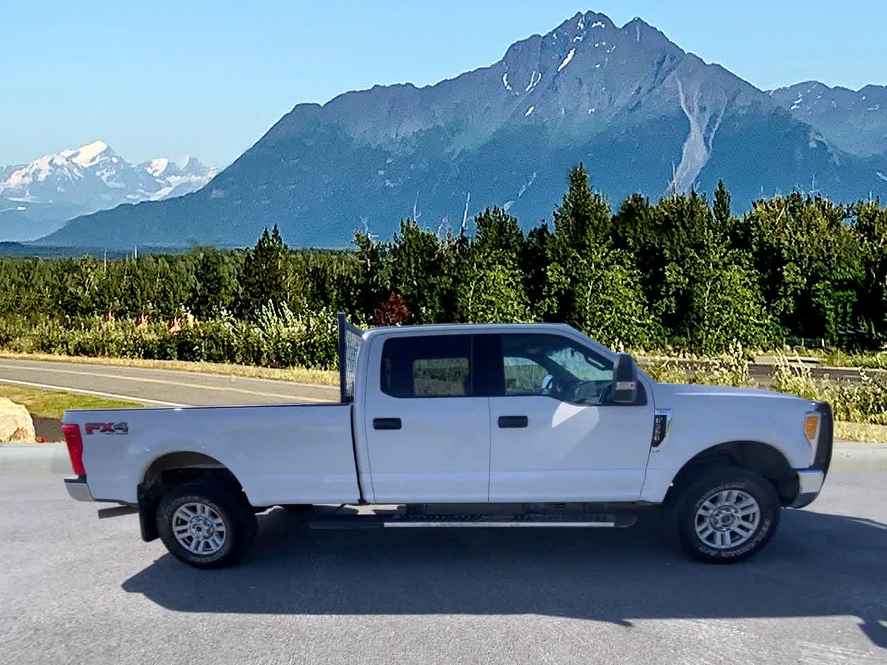 Thumbnail: 2017 Ford F-350 - 6