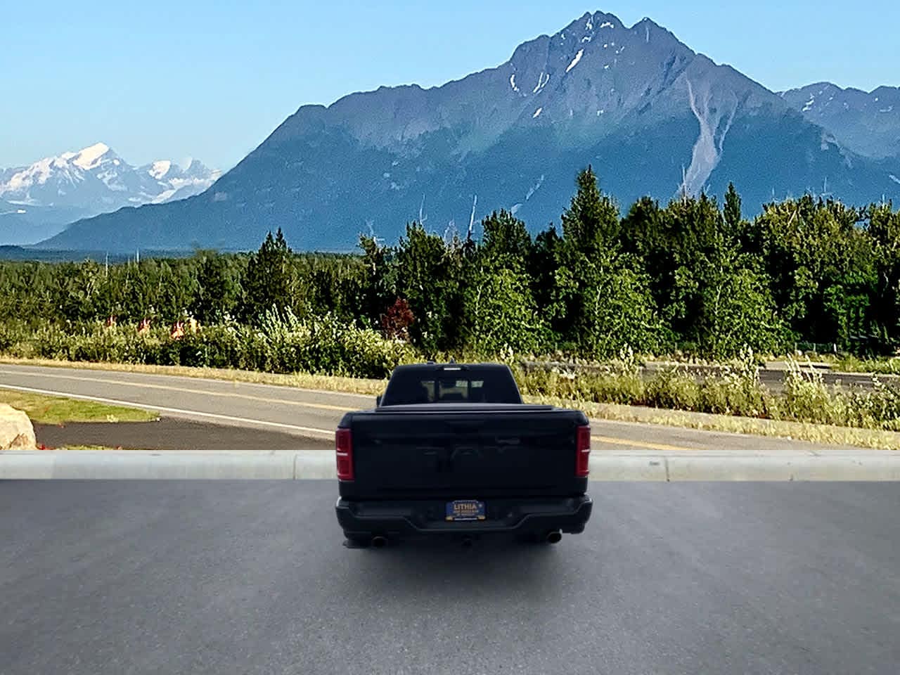 Thumbnail: 2026 RAM 1500 - 3