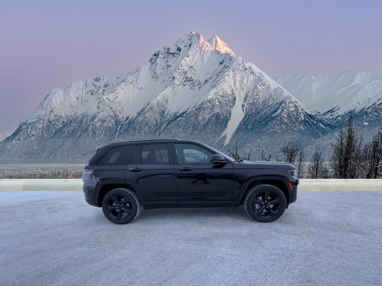 Thumbnail: 2025 Jeep Grand Cherokee - 6